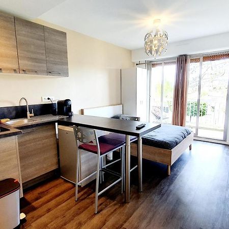 Le Studio Cosy D'Angelique Et David Avec Parking Rambouillet Eksteriør bilde